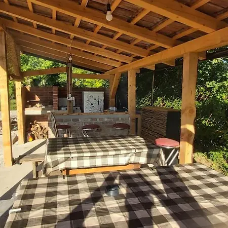 Kuca Za Odmor Krnjaic,porodicni Kamp Apartman