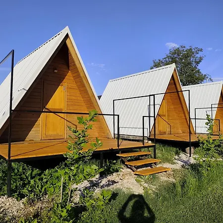 Kuca Za Odmor Krnjaic,porodicni Kamp Apartman Novi Grad