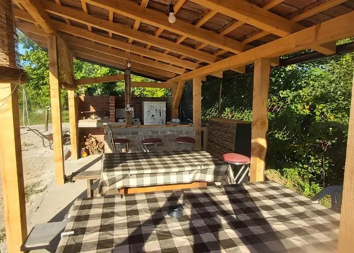 Kuca Za Odmor Krnjaic,porodicni Kamp アパート